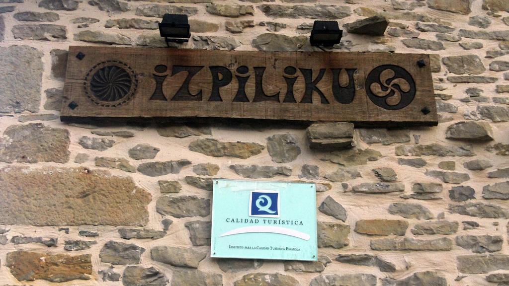 Izpiliku Guest House Acosta Exterior photo