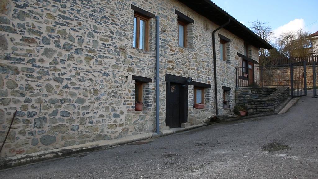 Izpiliku Guest House Acosta Exterior photo